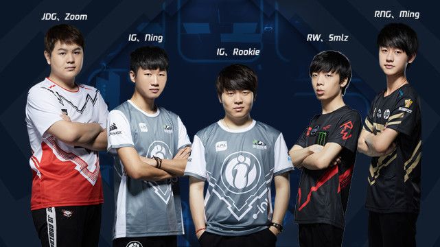 据队伍教练 据队伍教练